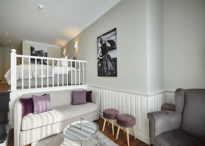 Hotel Romantik Manoir Carpe Diem 4*