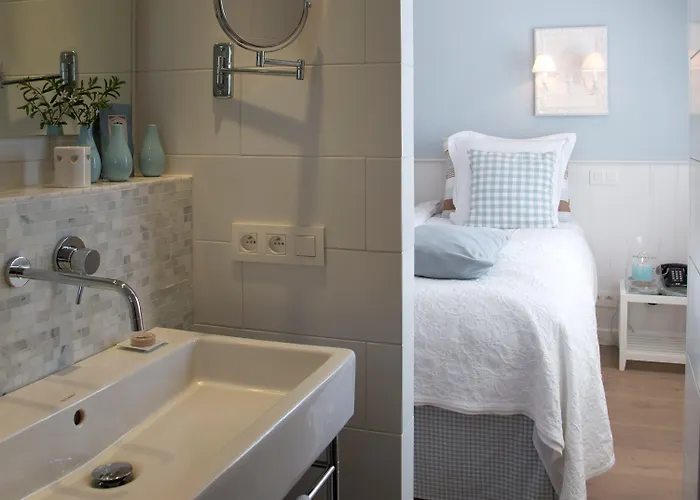 Hotel Romantik Manoir Carpe Diem De Haan