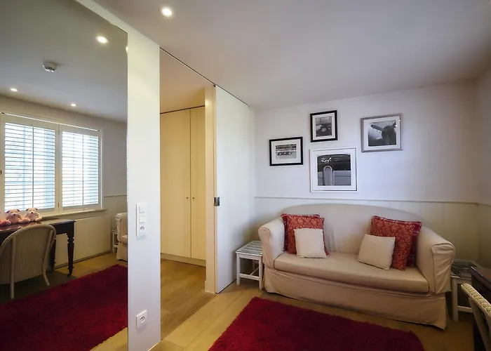 及时行乐浪漫庄园酒店 4* 德哈恩